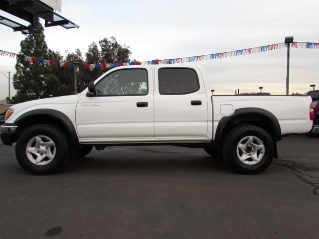 Toyota Tacoma 2002 photo 2