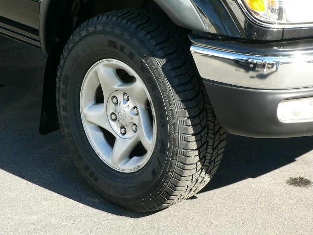 Toyota Tacoma 2002 photo 2