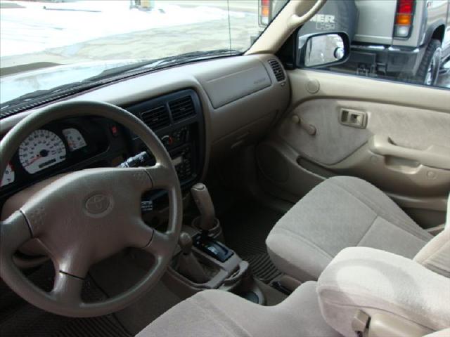 Toyota Tacoma 2002 photo 3