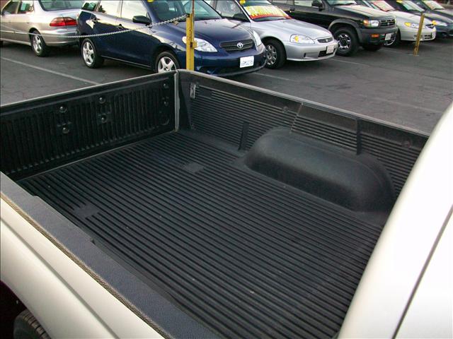Toyota Tacoma 2002 photo 4