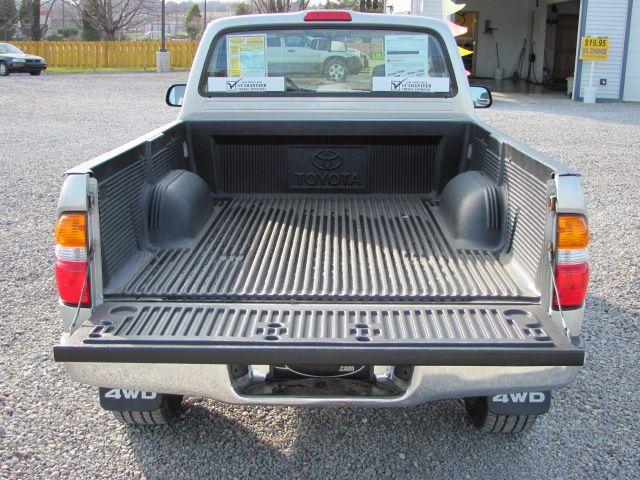 Toyota Tacoma 2002 photo 4