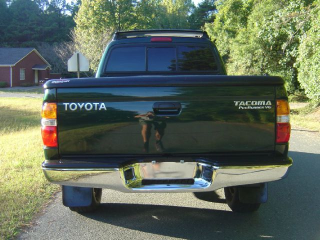 Toyota Tacoma 2003 photo 2