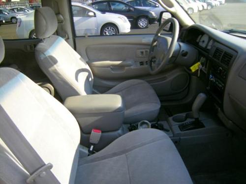 Toyota Tacoma 2003 photo 2