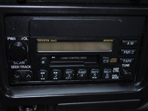 Toyota Tacoma 2003 photo 2