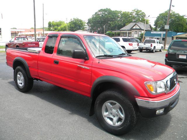 Toyota Tacoma 2004 photo 2