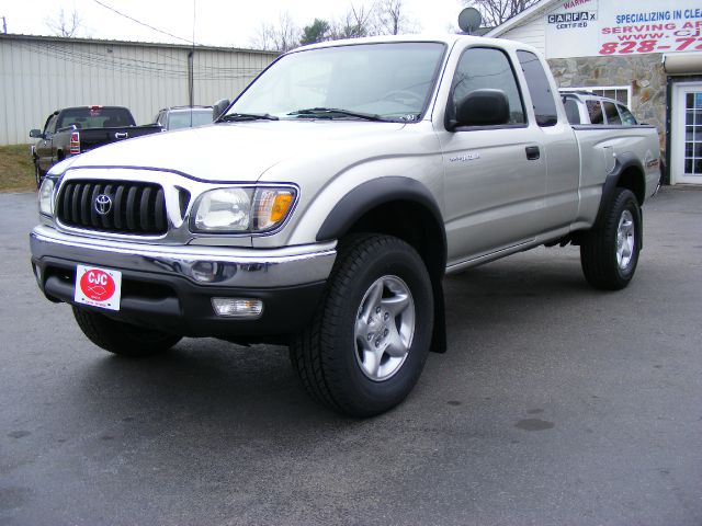 Toyota Tacoma 2004 photo 4