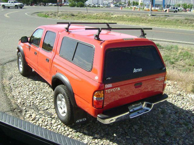 Toyota Tacoma 2004 photo 2