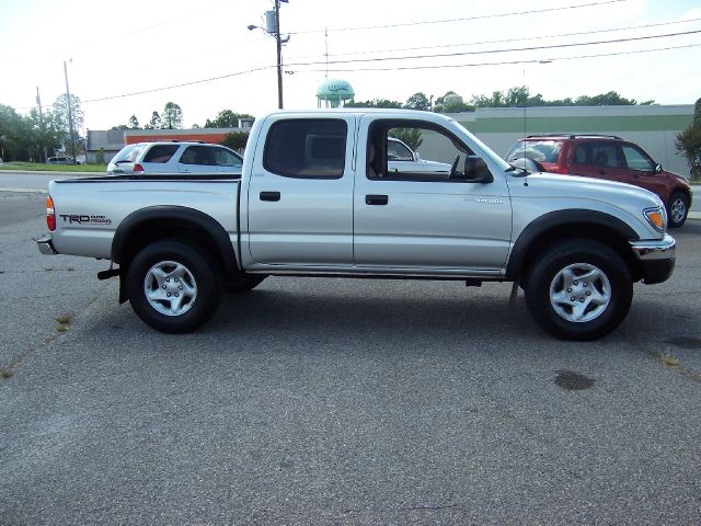 Toyota Tacoma 2004 photo 8