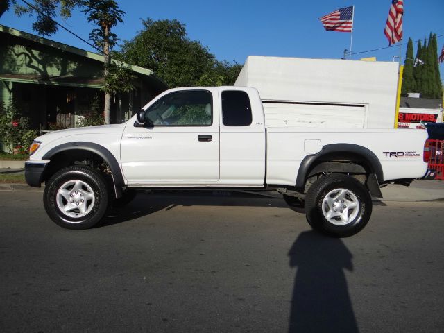 Toyota Tacoma 2004 photo 4