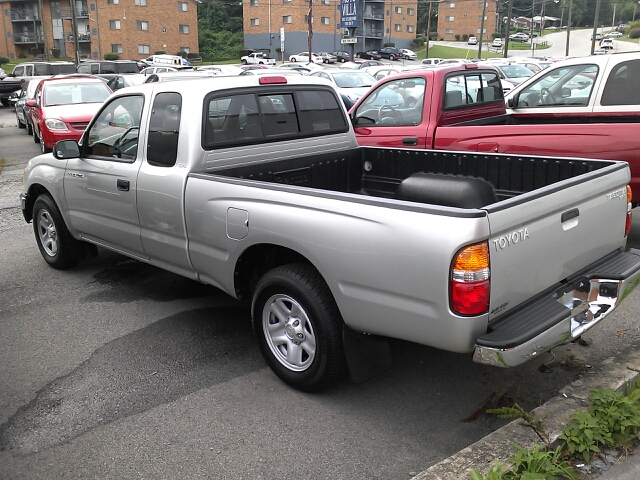 Toyota Tacoma 2004 photo 1
