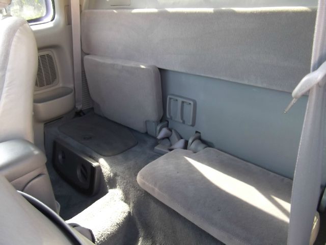 Toyota Tacoma LT Pickup 4D 6 1/2 Ft Pickup Truck