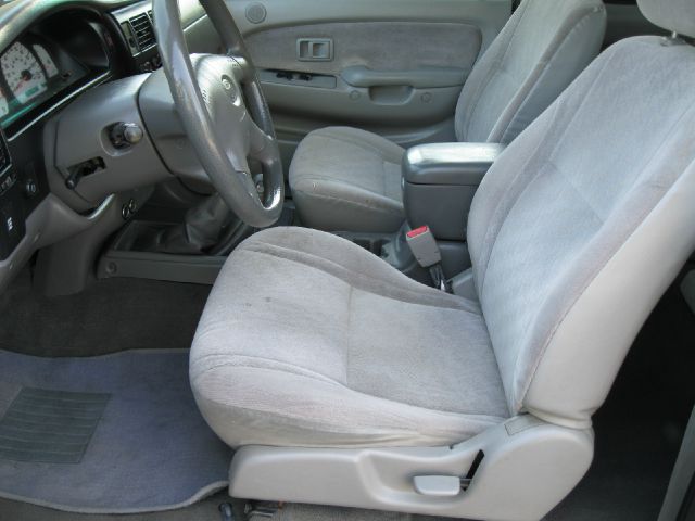 Toyota Tacoma 2004 photo 3