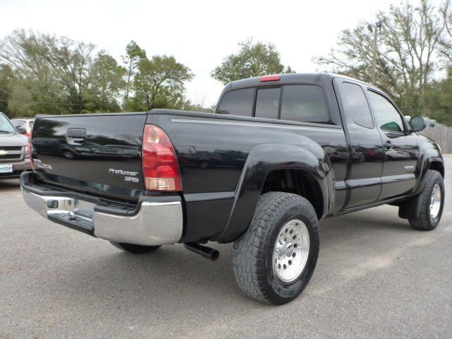 Toyota Tacoma 2005 photo 2