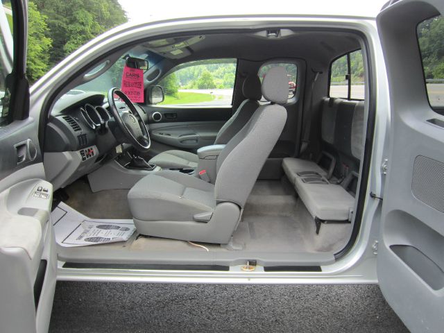 Toyota Tacoma SE W/dvd Extended Cab Pickup