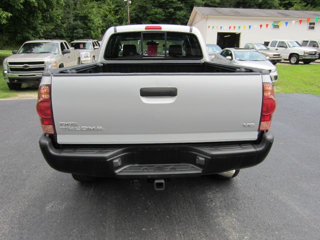 Toyota Tacoma 2005 photo 3
