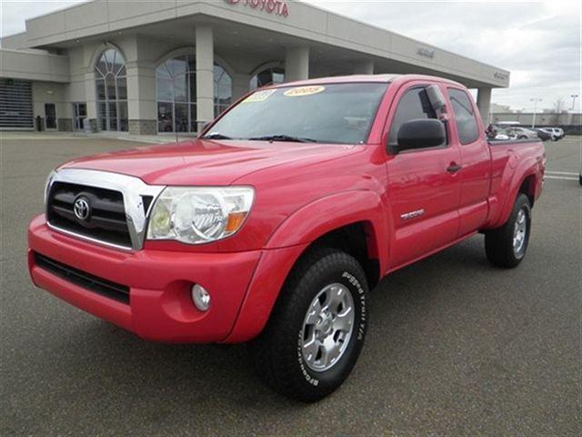 Toyota Tacoma CONV Custom Pickup