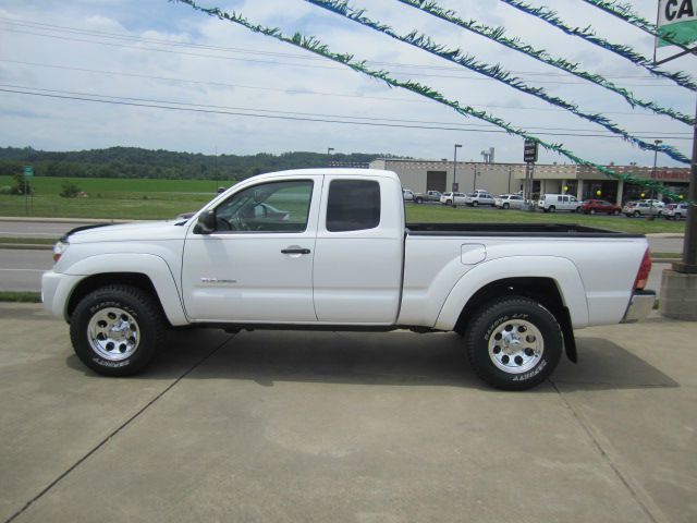 Toyota Tacoma 2005 photo 17