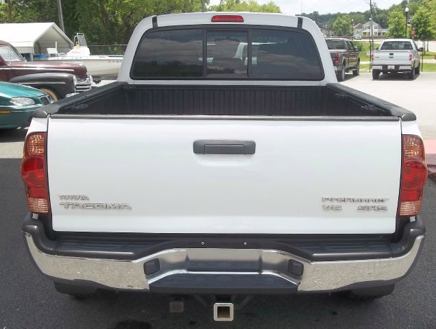 Toyota Tacoma 2005 photo 3