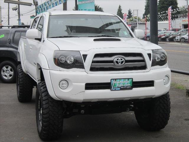 Toyota Tacoma 2005 photo 2