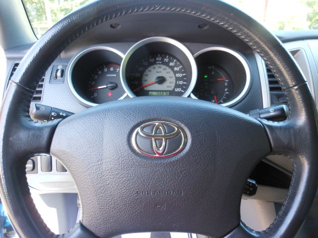 Toyota Tacoma 2005 photo 4