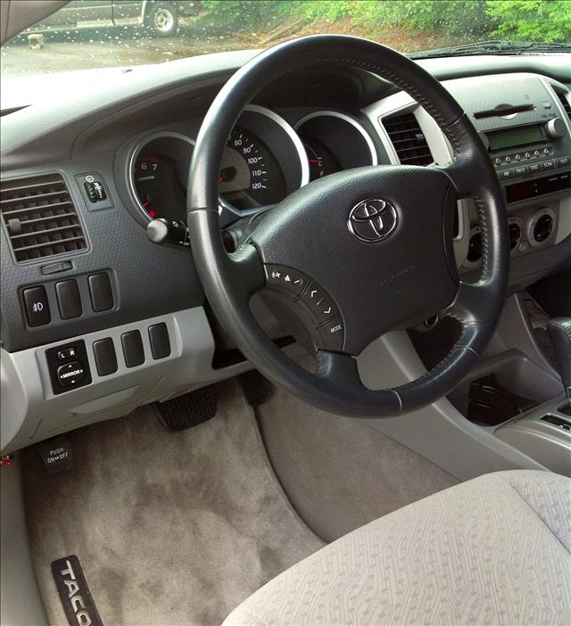 Toyota Tacoma 2005 photo 3