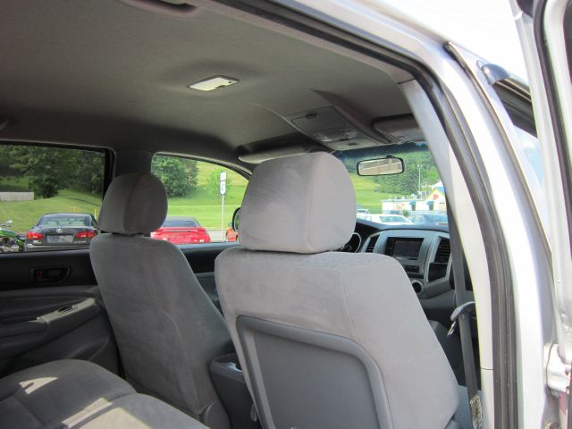 Toyota Tacoma 2005 photo 10