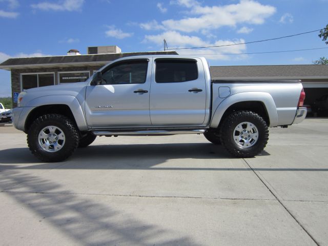 Toyota Tacoma 2005 photo 14