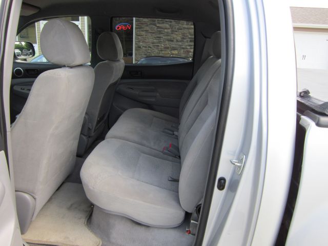 Toyota Tacoma 2005 photo 24