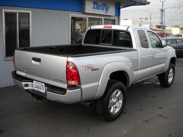 Toyota Tacoma 2005 photo 2