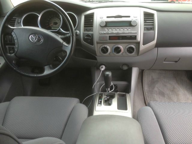 Toyota Tacoma 2005 photo 3