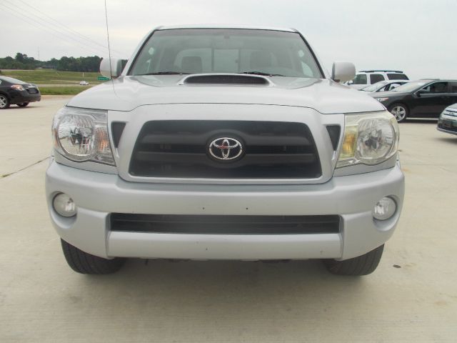 Toyota Tacoma ES 3.0L AUTO Pickup Truck