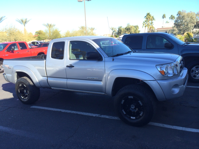 Toyota Tacoma 2005 photo 2