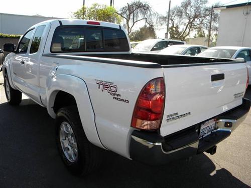 Toyota Tacoma 2006 photo 2