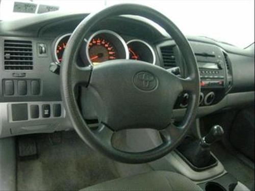 Toyota Tacoma 2006 photo 2