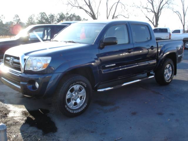 Toyota Tacoma 2006 photo 2