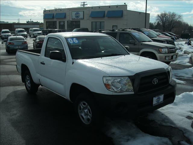 Toyota Tacoma Base Pickup