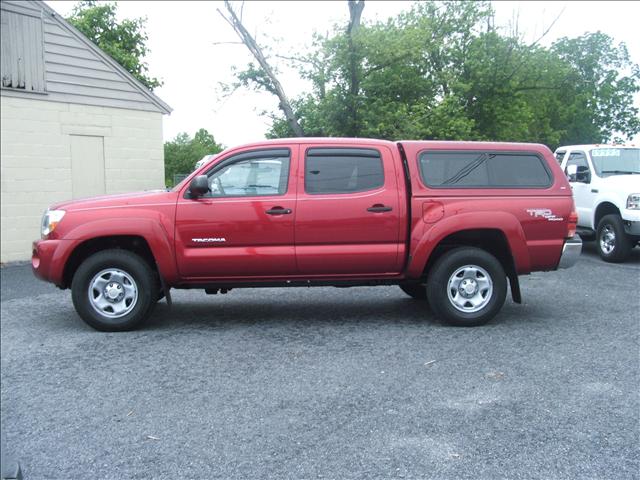 Toyota Tacoma Base Pickup