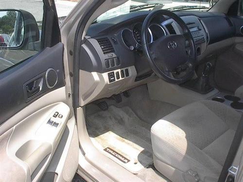 Toyota Tacoma 2006 photo 2