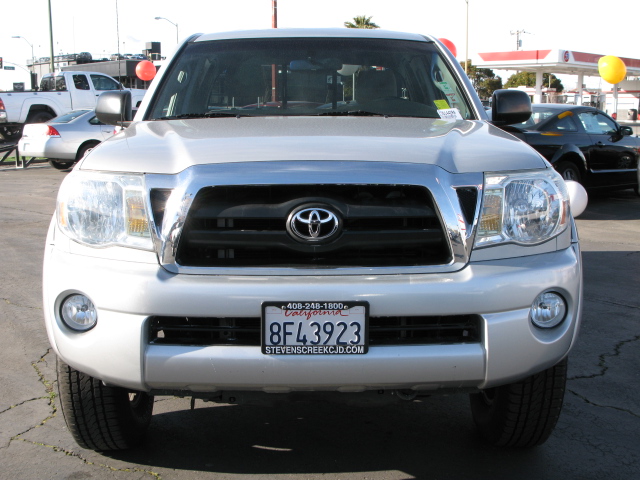 Toyota Tacoma XLT 2WD Unspecified