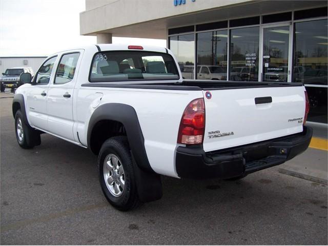 Toyota Tacoma 2006 photo 2