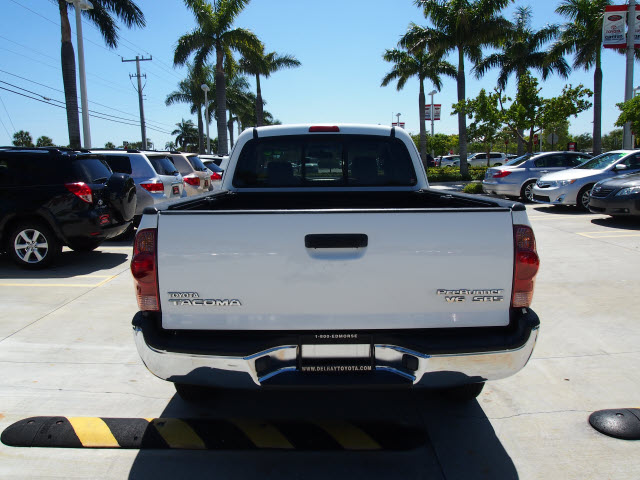 Toyota Tacoma 2006 photo 2