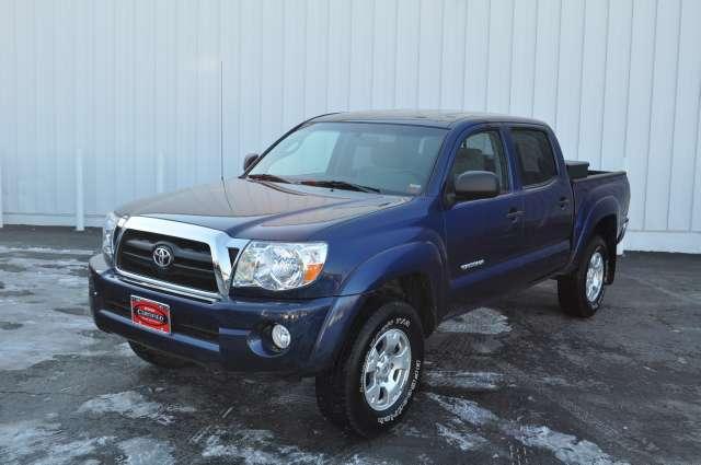 Toyota Tacoma Base Pickup