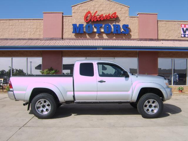 Toyota Tacoma XLT 2WD Pickup