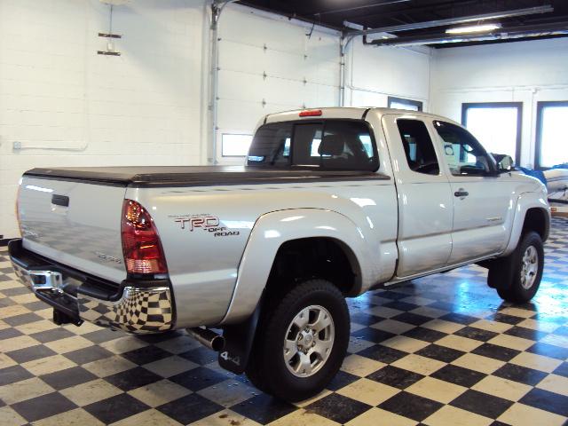 Toyota Tacoma 2006 photo 2