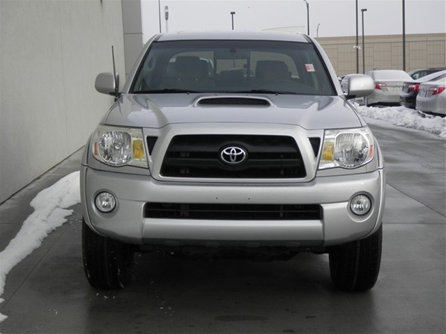Toyota Tacoma XLT 2WD Unspecified