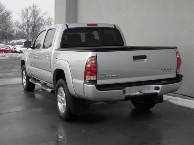Toyota Tacoma 2006 photo 3