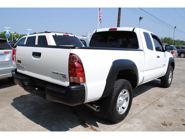 Toyota Tacoma 2006 photo 2
