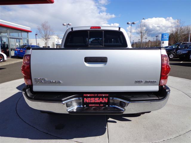 Toyota Tacoma 2006 photo 2