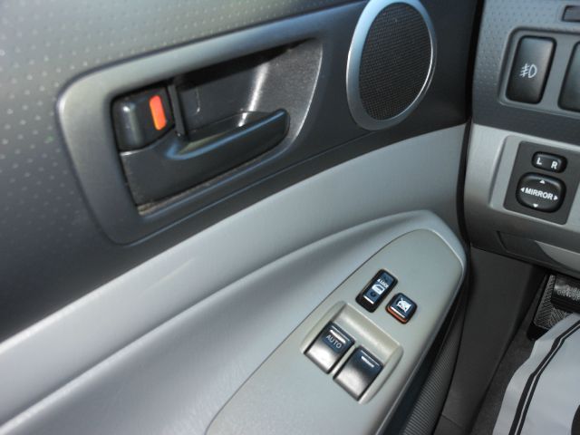 Toyota Tacoma 2006 photo 15
