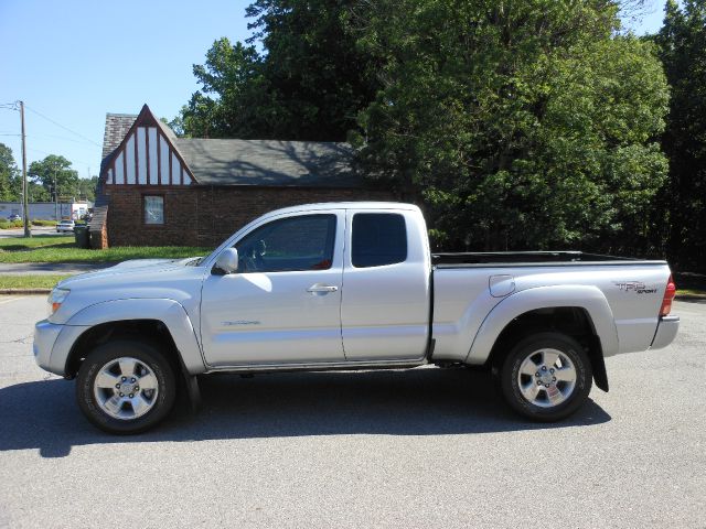 Toyota Tacoma 2006 photo 32